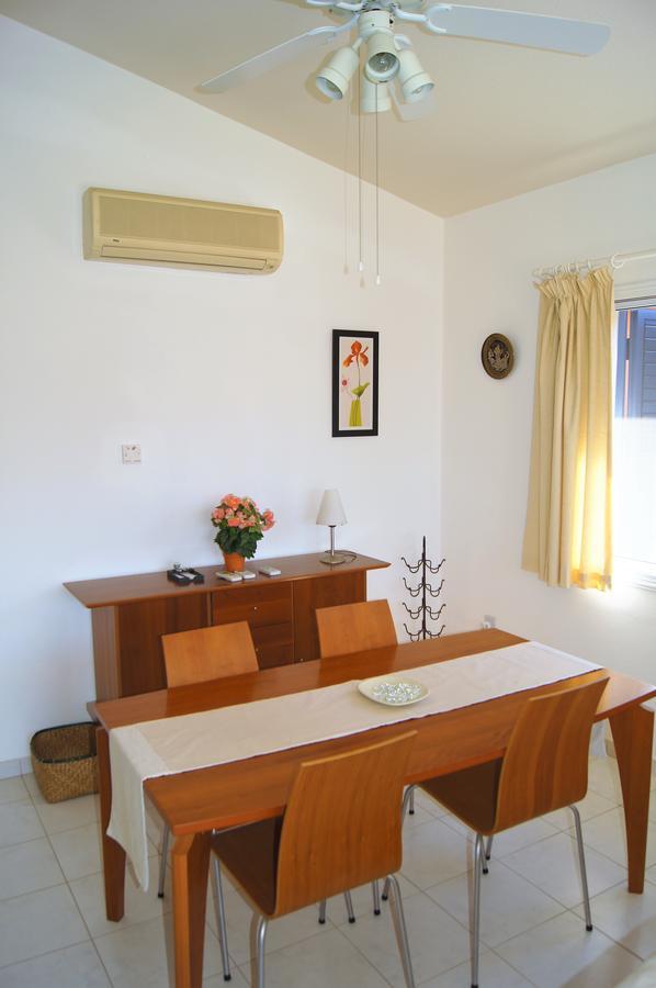 Paradise Gardens Prestige And Lovely Apartment Пафос Экстерьер фото